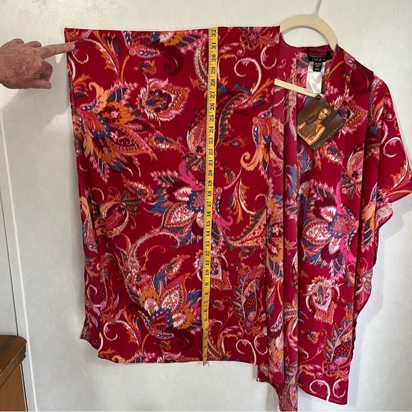 IMAN Cape Shawl Swim Coverup Jacket Blouse Red Pink Paisley Floral NWT - Picture 4 of 5